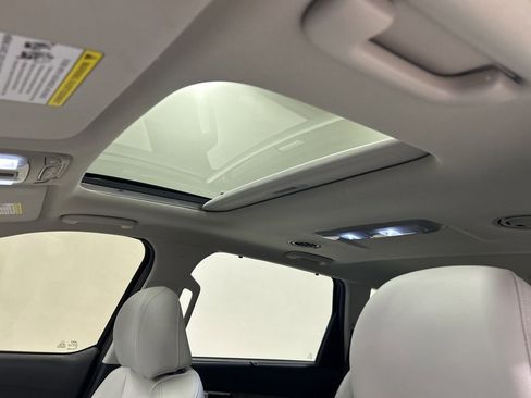 Used 2022 Kia Telluride EX w/ EX Premium Package image 26