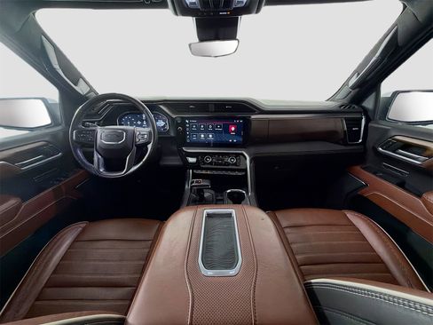 Used 2022 GMC Sierra 1500 Denali Ultimate image 9