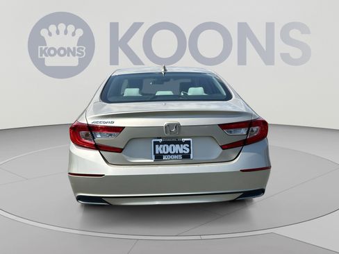Used 2019 Honda Accord LX image 10