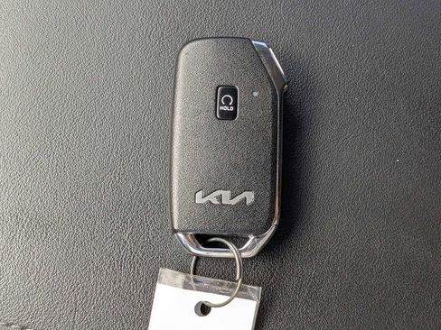 Used 2023 Kia Sorento SX AWD/4WD image 32