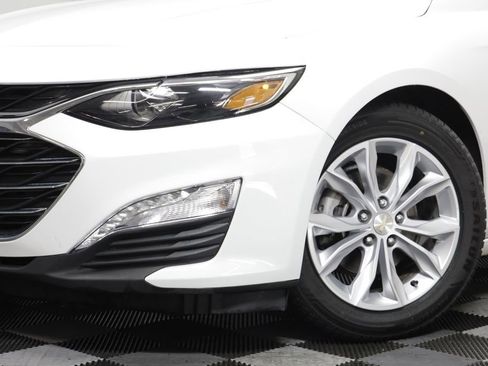 Used 2023 Chevrolet Malibu LT FWD image 3