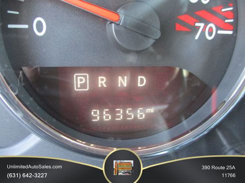 Used 2015 Jeep Wrangler Unlimited Rubicon AWD/4WD image 13