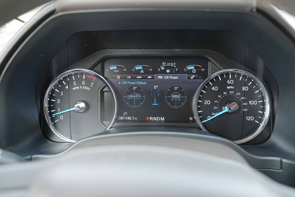 Used 2019 Ford Expedition Limited w/ Equipment Group 302A AWD/4WD image 38