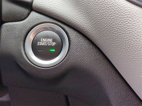 Certified 2023 Chevrolet Equinox LS w/ LS Convenience Package image 17