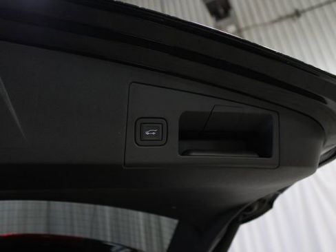 Used 2023 Cadillac XT5 Premium Luxury w/ Technology Package FWD image 33