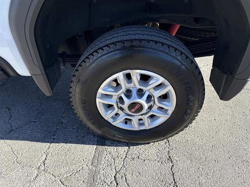 Used 2024 GMC Sierra 2500 Pro w/ Convenience Package image 27