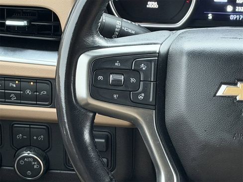 Used 2021 Chevrolet Tahoe Premier w/ Premium Package image 14