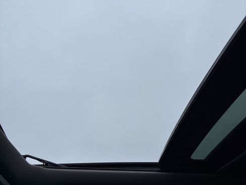 Used 2018 Ford F150 Lariat w/ Equipment Group 502A Luxury image 12