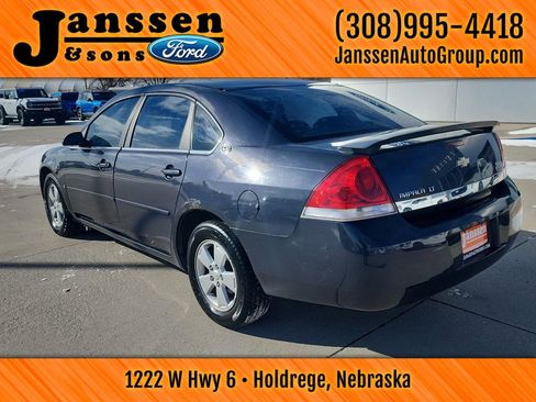 Used 2008 Chevrolet Impala LT image 11