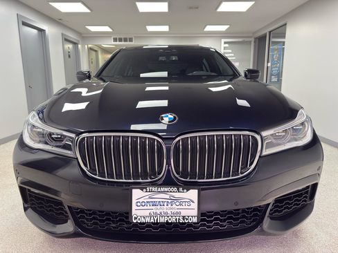 Used 2019 BMW 750i xDrive w/ M Sport Package AWD/4WD image 6