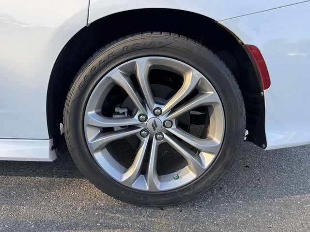 Used 2022 Dodge Charger R/T RWD image 12