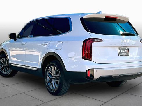 Used 2023 Kia Telluride LX FWD image 12