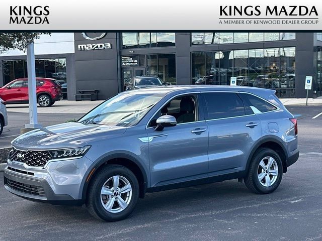 Used 2023 Kia Sorento LX AWD/4WD image 1