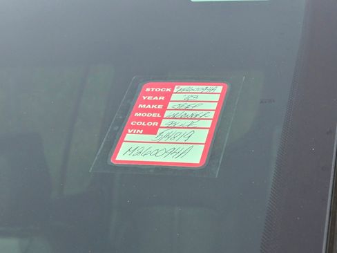 Used 2023 Jeep Wagoneer Series II image 37