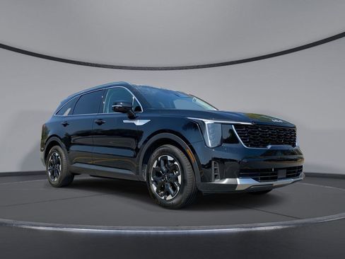 Certified 2024 Kia Sorento S FWD image 1