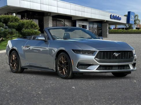Used 2025 Ford Mustang Premium RWD image 10