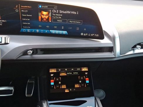 New 2026 Cadillac Vistiq Luxury AWD/4WD image 11