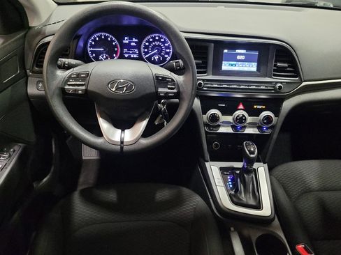 Used 2019 Hyundai Elantra SE w/ Cargo Package FWD image 22