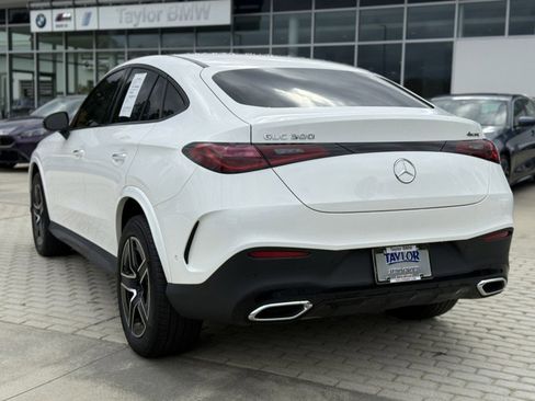 Used 2024 Mercedes-Benz GLC 300 4MATIC image 4