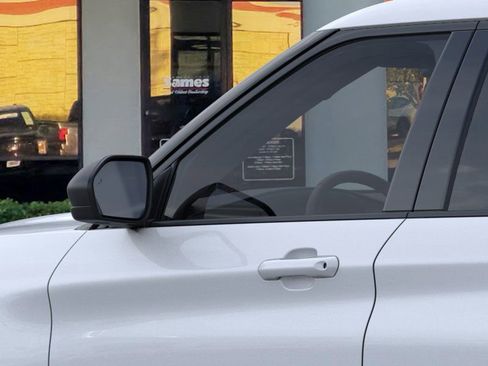 New 2026 Ford Explorer Active w/ Active Comfort Package image 20