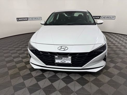 Used 2021 Hyundai Elantra SEL w/ Convenience Package image 9