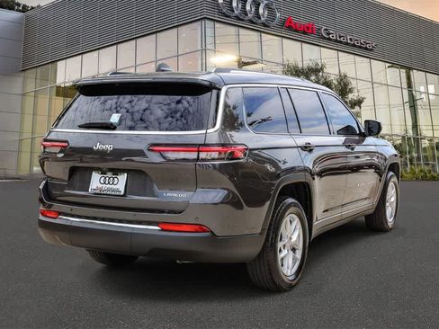 Used 2024 Jeep Grand Cherokee L Laredo w/ Trailer Tow Package RWD image 4