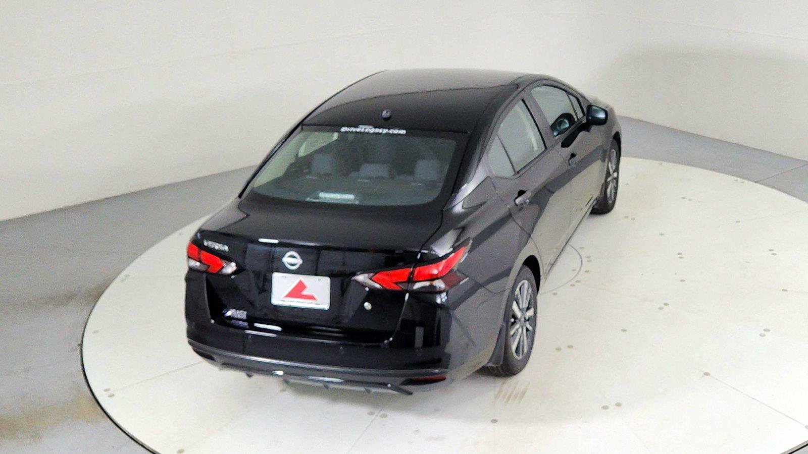 Used 2025 Nissan Versa S w/ S Plus Package FWD image 38