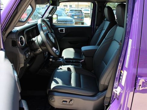 New 2026 Jeep Wrangler Unlimited Sahara AWD/4WD image 14