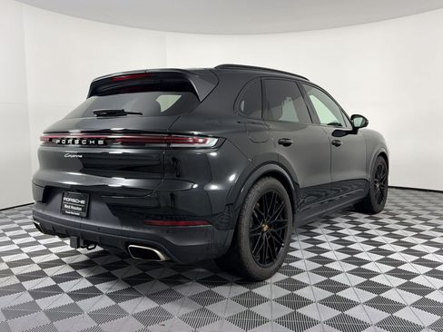 Certified 2024 Porsche Cayenne AWD/4WD image 9