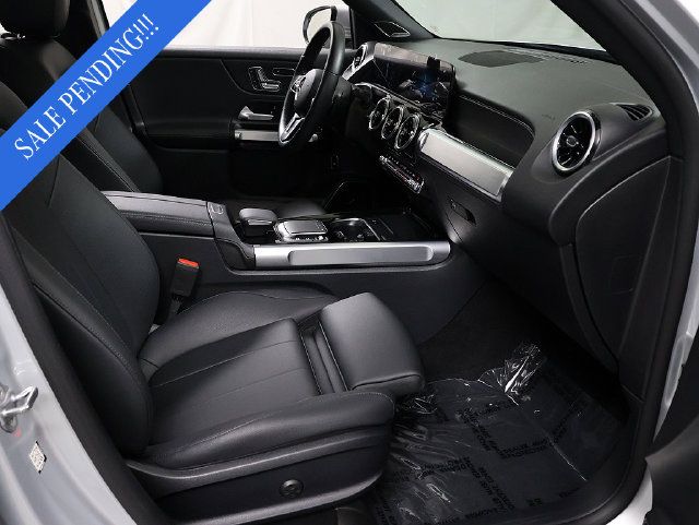 Certified 2023 Mercedes-Benz GLB 250 4MATIC image 33