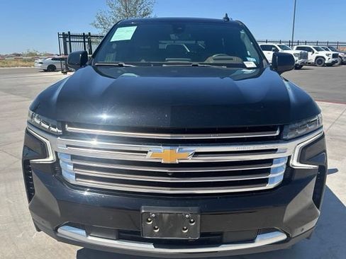 Used 2021 Chevrolet Tahoe High Country w/ Premium Package AWD/4WD image 3