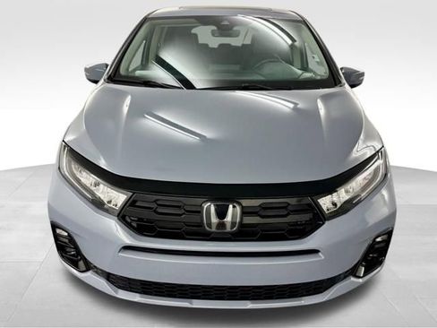 Used 2025 Honda Odyssey Elite image 3