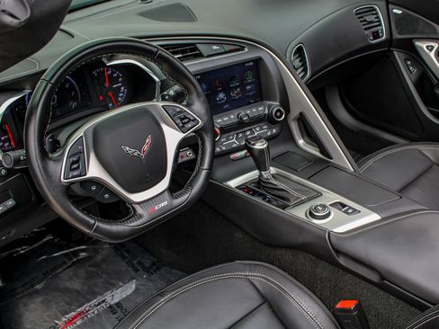 Used 2017 Chevrolet Corvette Z06 RWD image 25