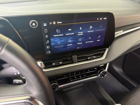 Used 2026 Chevrolet Equinox LT FWD image 25