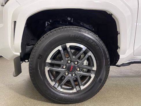 Certified 2025 Toyota Tacoma TRD Sport AWD/4WD image 11