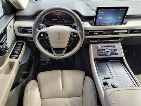 Certified 2022 Lincoln Aviator Reserve image 13