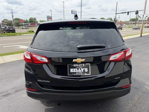 Used 2020 Chevrolet Equinox LS AWD/4WD image 4