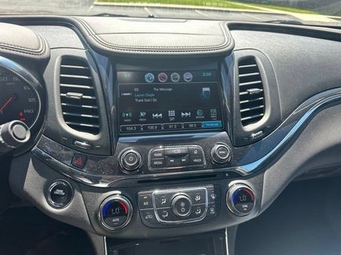 Used 2017 Chevrolet Impala Premier FWD image 1