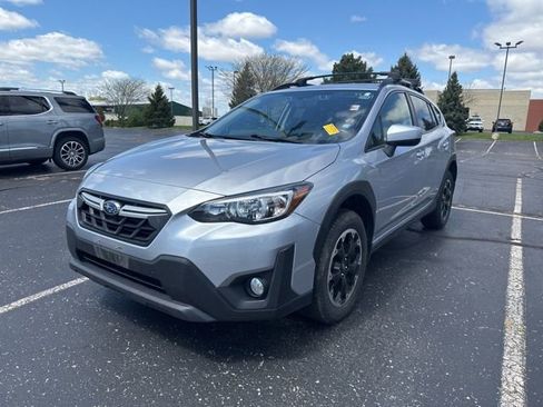 Used 2021 Subaru Crosstrek 2.0i Premium w/ Moonroof Package AWD/4WD image 6