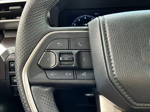 Used 2024 Toyota Tacoma TRD Sport w/ TRD Sport Upgrade Package image 23