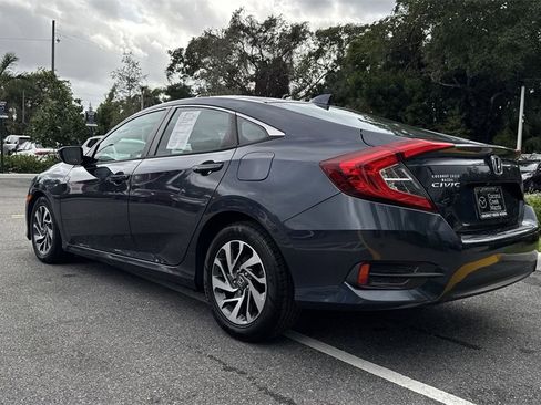 Used 2018 Honda Civic EX image 27