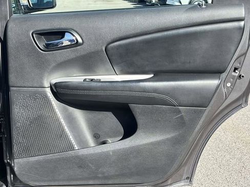 Used 2015 Dodge Journey American Value Package w/ Flexible Seating Group image 23