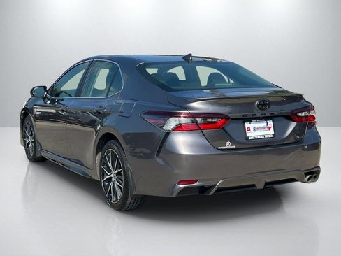 Used 2023 Toyota Camry SE FWD image 7