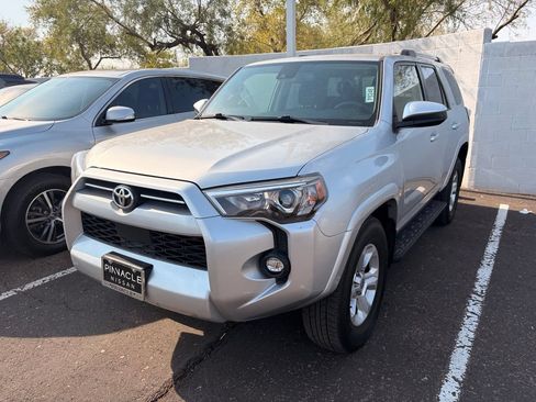 Used 2024 Toyota 4Runner SR5 RWD image 2