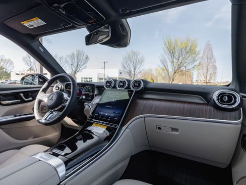 New 2026 Mercedes-Benz GLC 300 4MATIC image 19