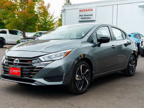 New 2025 Nissan Versa SR w/ Trunk Package image 3