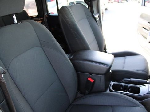 Used 2020 Jeep Wrangler Unlimited Sport image 31