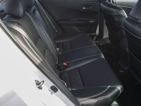 Used 2016 Honda Accord Sport image 13