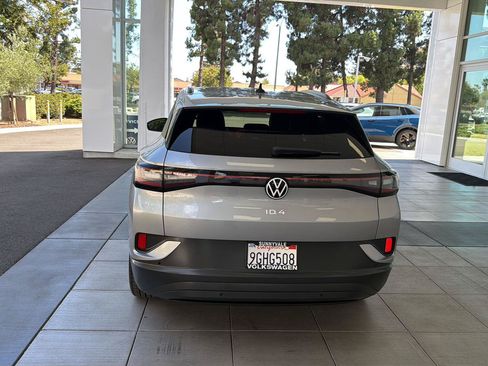 Used 2023 Volkswagen ID.4 Pro RWD image 4