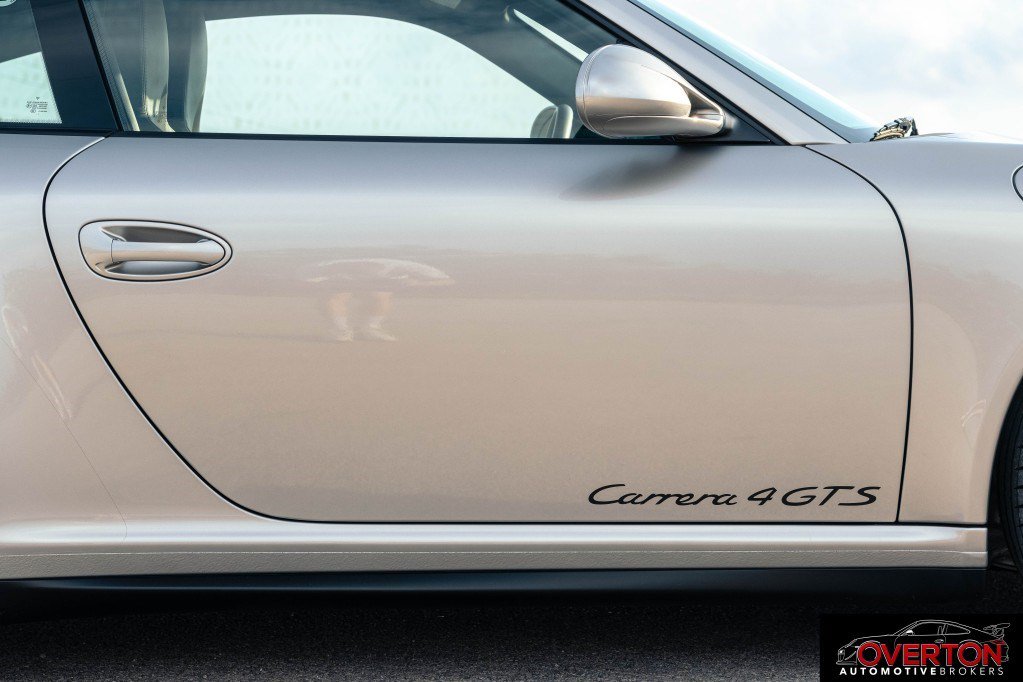 Used 2012 Porsche 911 Carrera 4 GTS AWD/4WD image 9
